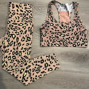 Fabletics Active Nude & Neon Leopard 7/8 Leggings/Sport Bra Set, Women Medium